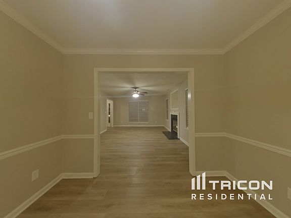 3rd image of 6130 Spanish Moss Ln