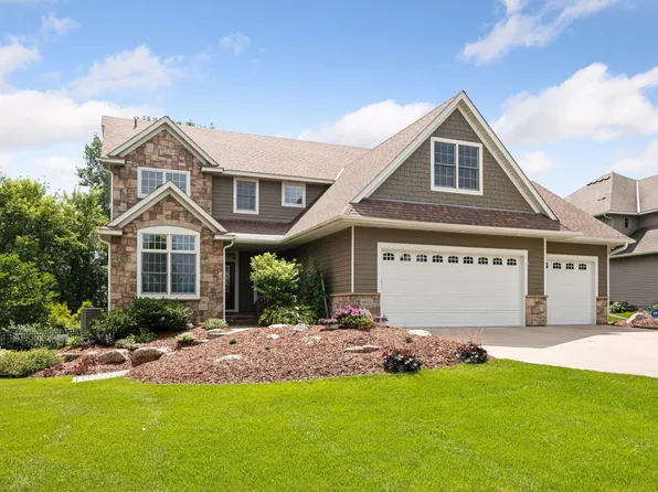 8615 Kelzer Pond Dr, Victoria, MN 55386