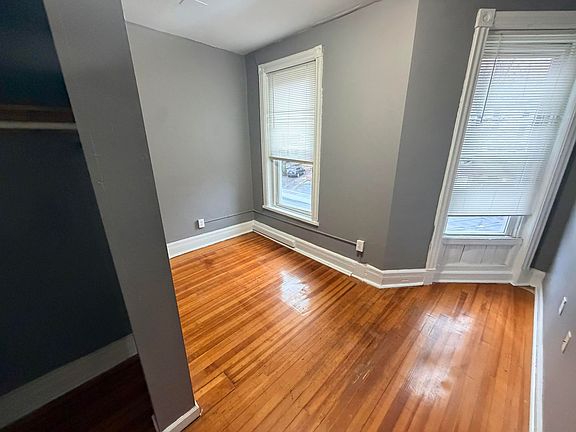 2nd image of 29 Elberon Pl #2