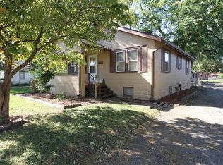 536 Park Dr, Bethalto, IL