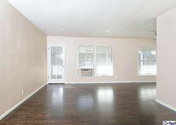 4th image of 1124 N Louise St Unit G