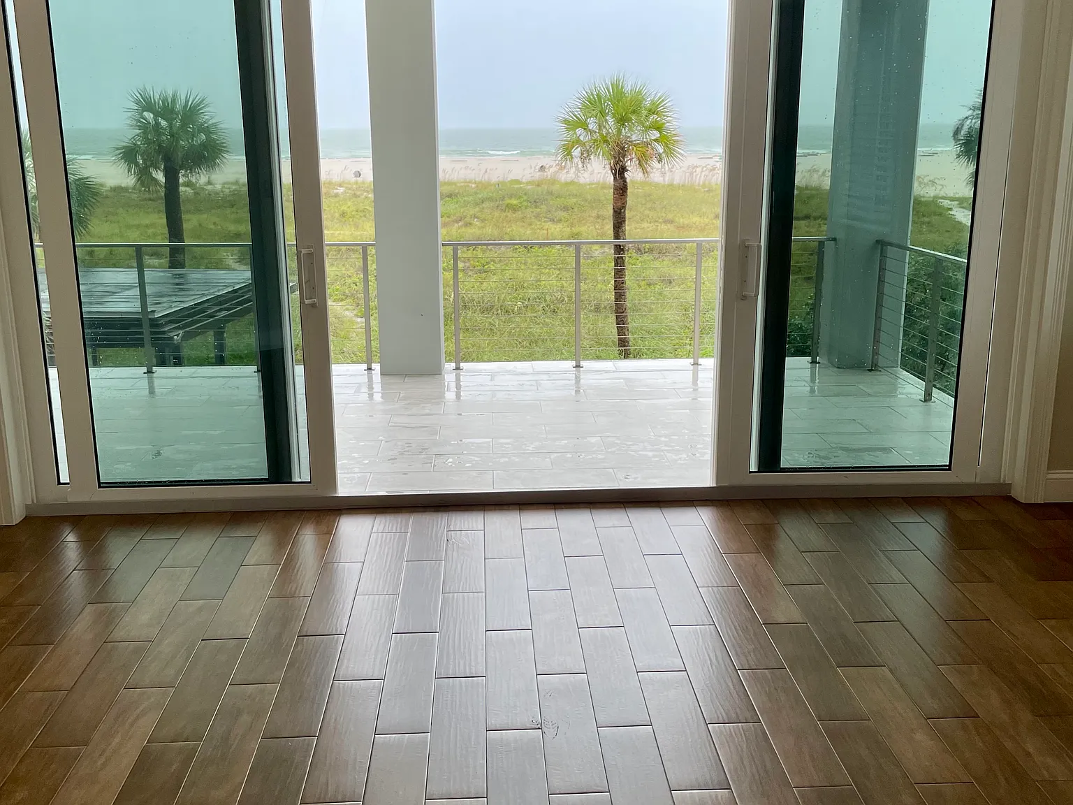 2 bed, 1010 sqft, $3,585 — Photo 2
