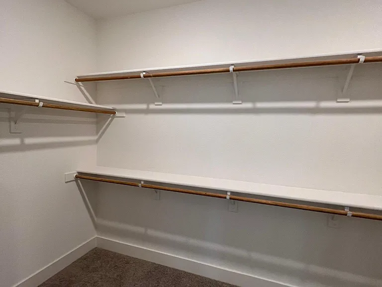 2466 Elan Dr — Photo 18