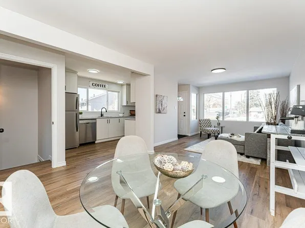 12209 A 134b Ave NW, Edmonton, AB T5L 3W9