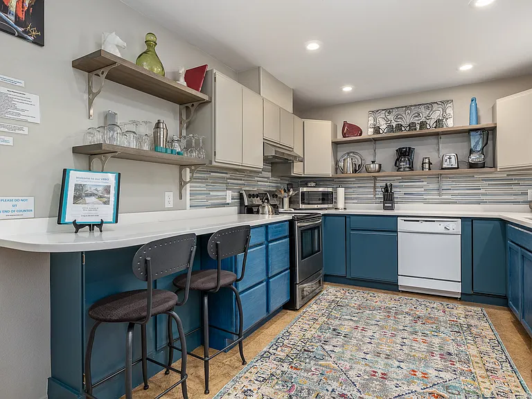 3071 W Breneman St — Photo 39