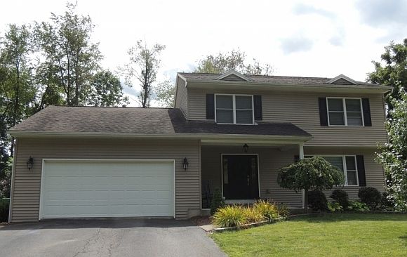 1st image of 19 Wightman Dr