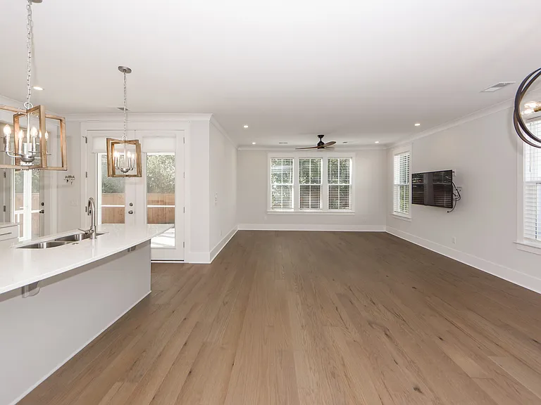 1213 Captain Rivers Dr — Photo 10