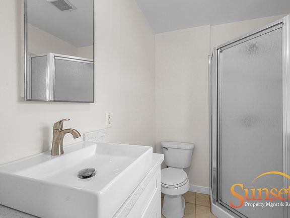 5th image of 3576 33rd St