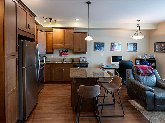 5th image of 755 McGill Rd #403