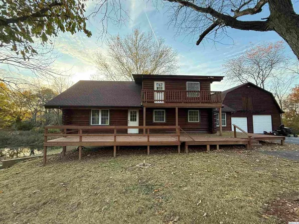 504 Bobbi Ln, Vermont, IL 61484