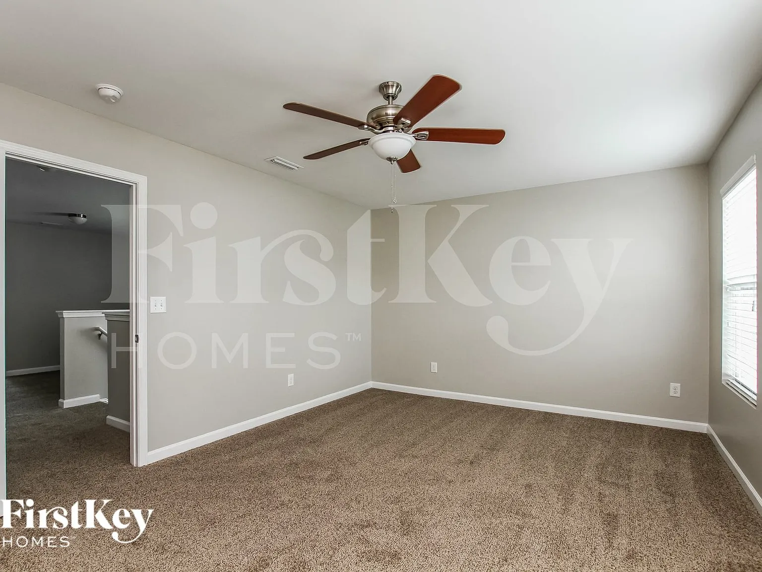 3 bed, 2.5 bath, 2099 sqft, $2,360 — Photo 3