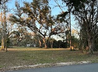 14937 Camelia Ave, Magnolia Springs, AL 36555