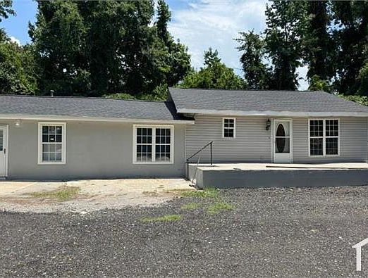 1st image of 1026 Oakland Ave #A