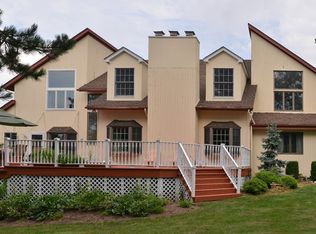 28 Aspen Dr, Livingston, NJ 07039