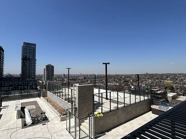 1185 Dupont St #1211 — Photo 27