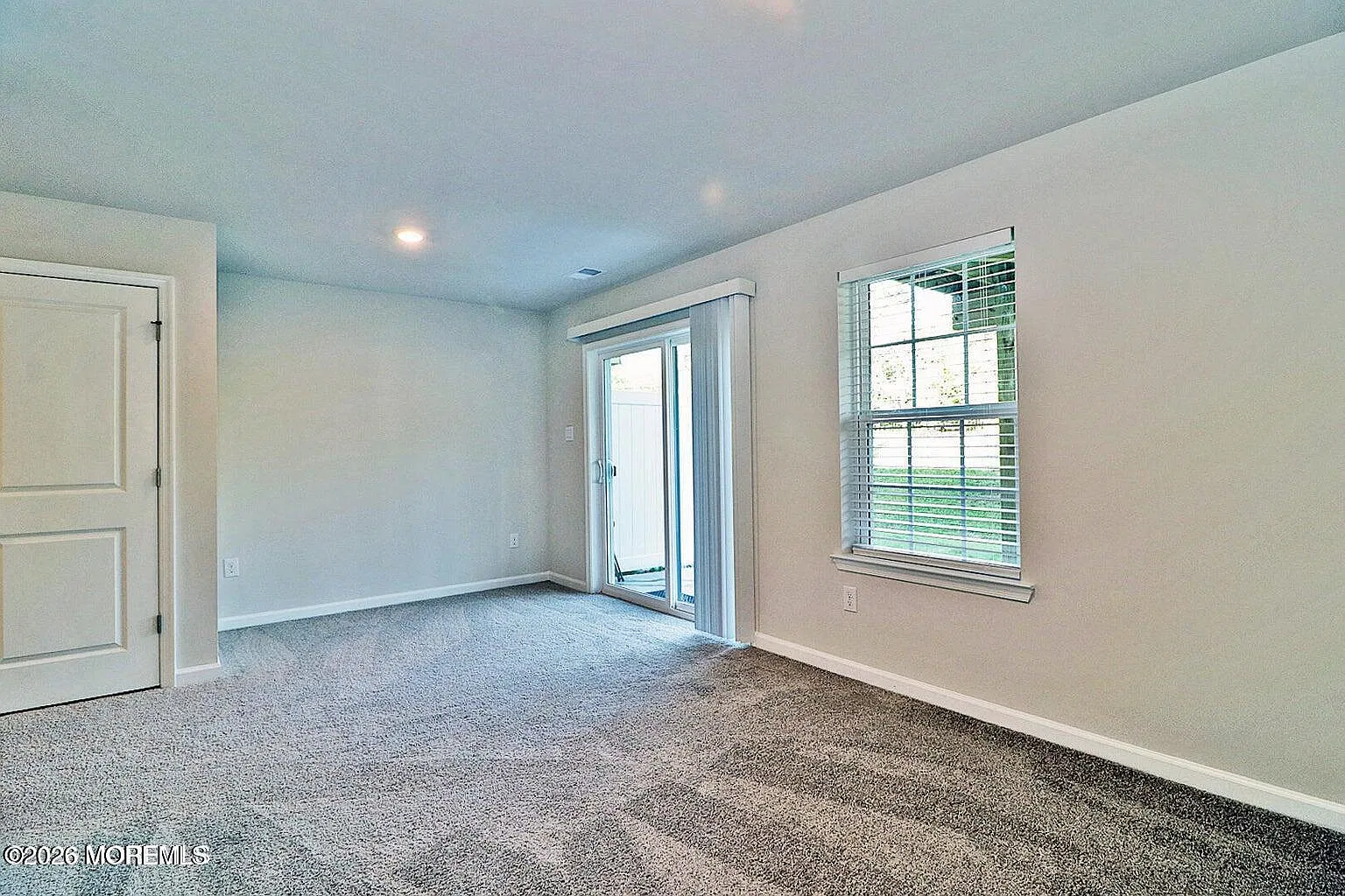 3 bed, 2.5 bath, 1925 sqft, $3,200 — Photo 4
