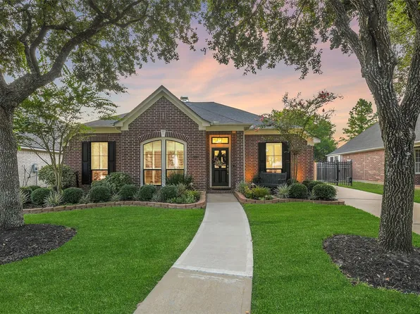 13739 Sherburn Manor Dr, Cypress, TX 77429