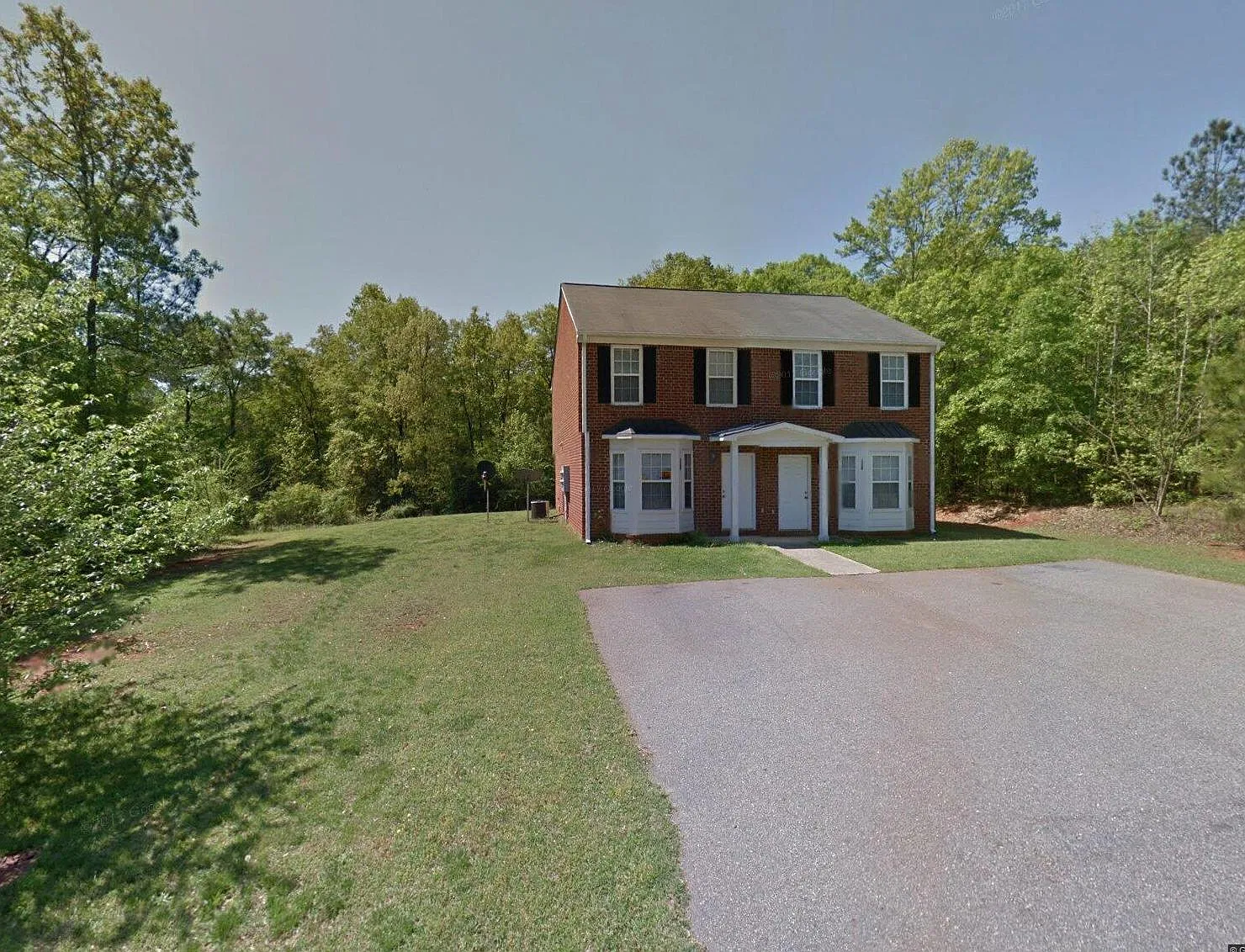 130 Picasso Dr — Photo 1