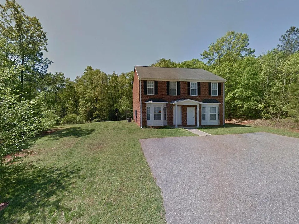130 Picasso Dr
