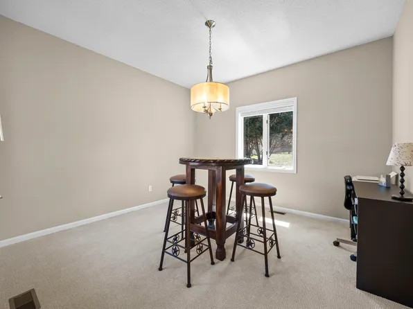 2211 Sommergate, Excelsior, MN 55331