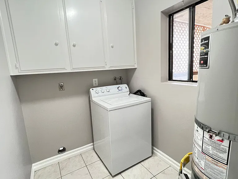 400 S Flower St #135 — Photo 10