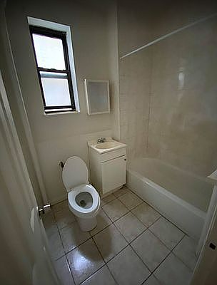 2nd image of 414 53rd St #A11