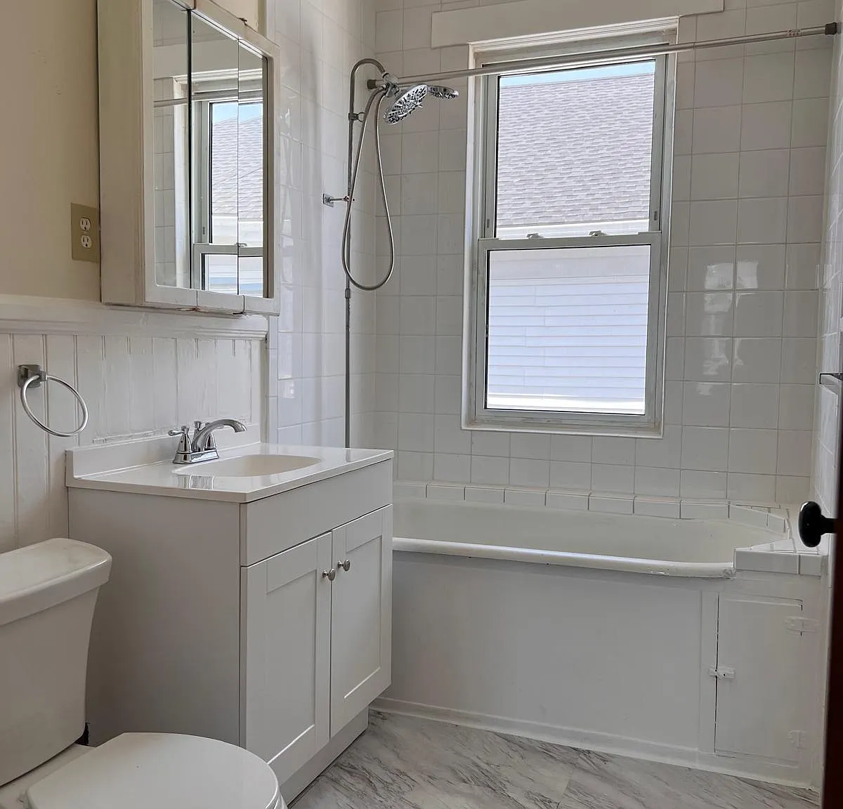 95 Hamilton St — Photo 1