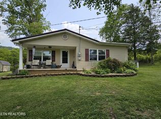 717 Cedar Fork Rd, Tazewell, TN 37879