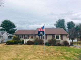 17300 Little Walnut Rd, Circleville, OH 43113