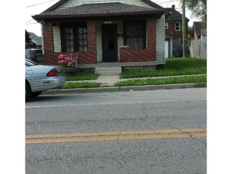 2606 English Ave photo 1