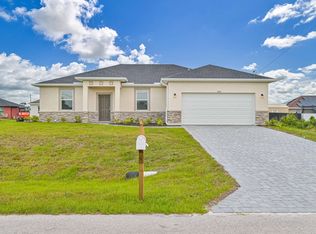 2822 NW 18th Pl, Cape Coral, FL 33993