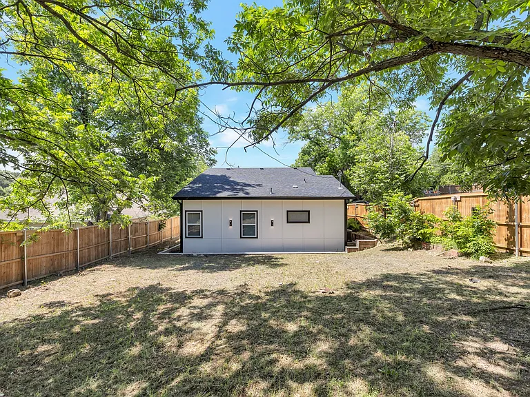 1515 Morrell Ave — Photo 25