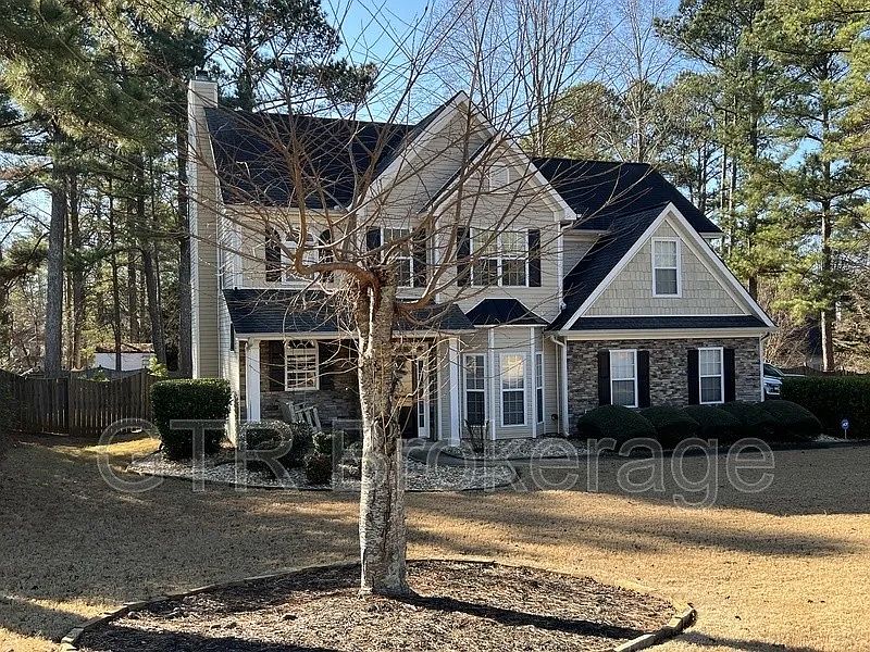 1st image of 120 Chaucer Pkwy