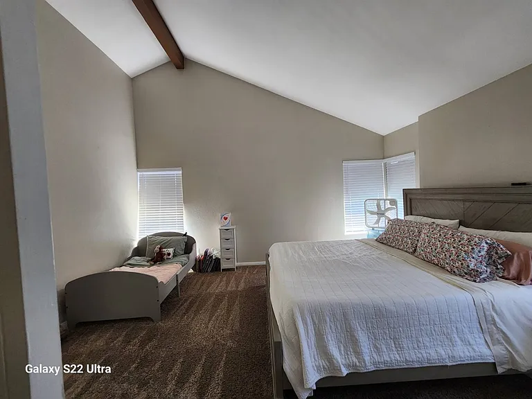 660 Willowspring Dr N — Photo 16