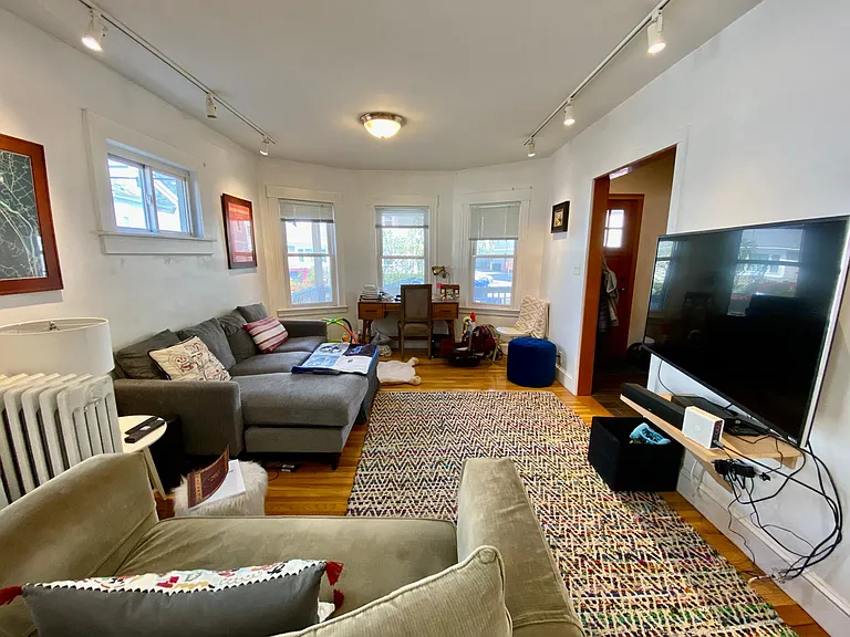 39 Westford St #1 — Photo 6
