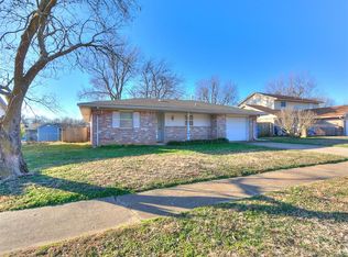 1712 Chamblee Dr, Norman, OK 73071