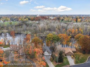 12875 Oneida Woods Trl, Grand Ledge, MI