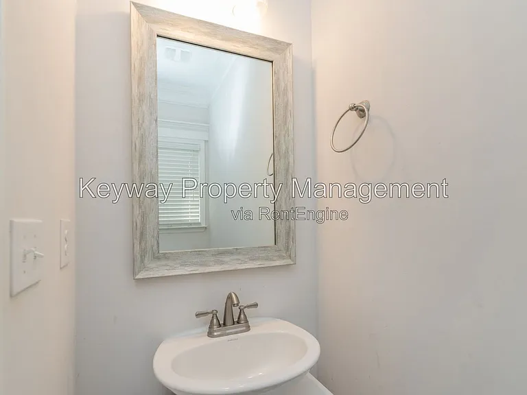 319 Sumac Trl — Photo 6