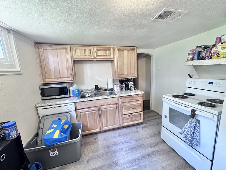235 E Center St #237 — Photo 3