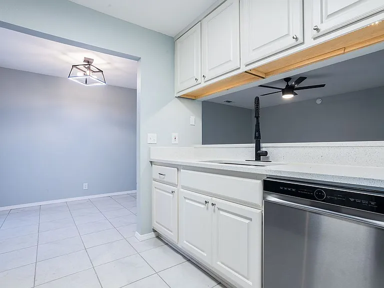 5275 Meadow Rise St #5277 — Photo 9