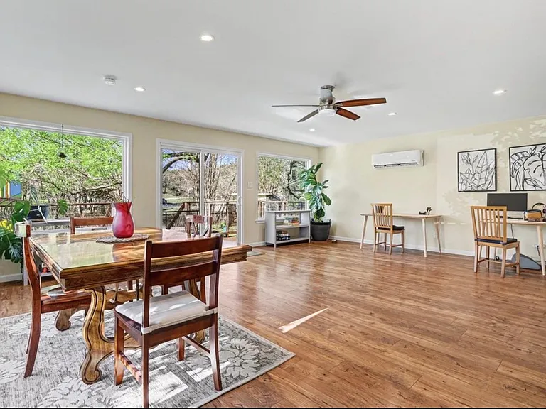 8207 Espanola Trl — Photo 14