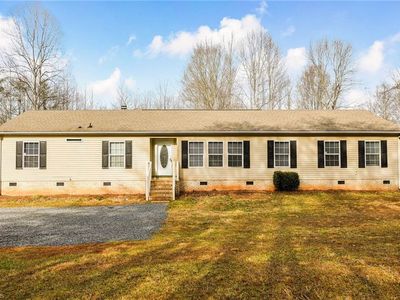 1591 Carson Rd, Pilot Mountain, NC, 27041