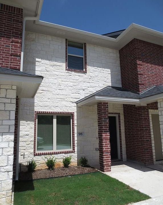 1st image of 98 Forest Dr #98