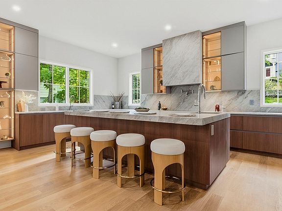 3rd image of 22 Arden Rd