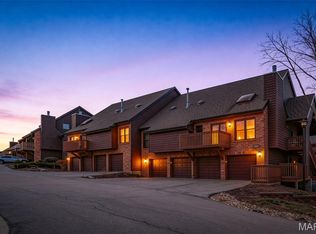 5162 Hollow Wood Ct APT B, Saint Louis, MO 63128