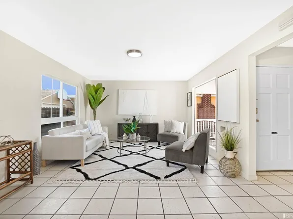 1153 Halcyon Dr, San Leandro, CA 94578