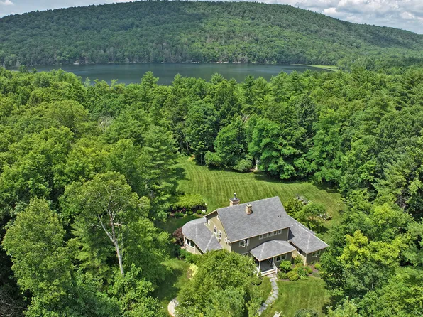 237 Long Pond Rd, Great Barrington, MA 01230