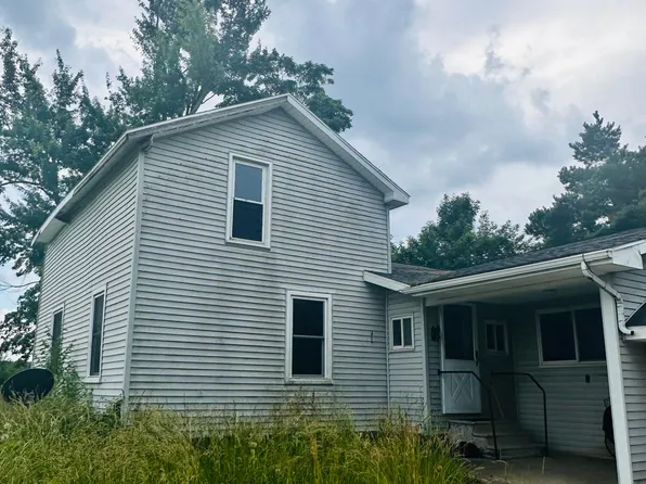 5740 W Montgomery Rd, Camden, MI 49232