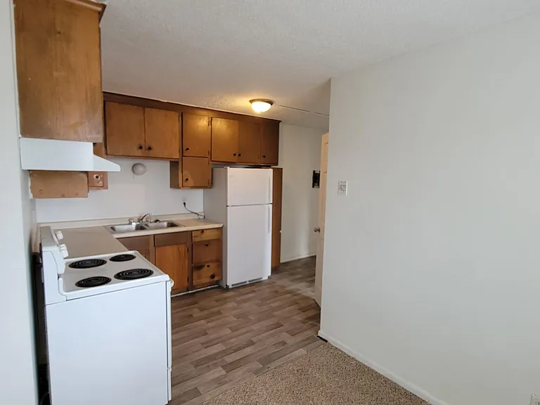 5737 Sander Dr #5 — Photo 5