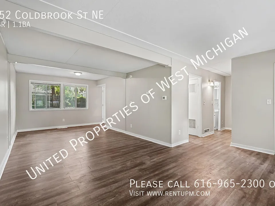 352 Coldbrook St NE